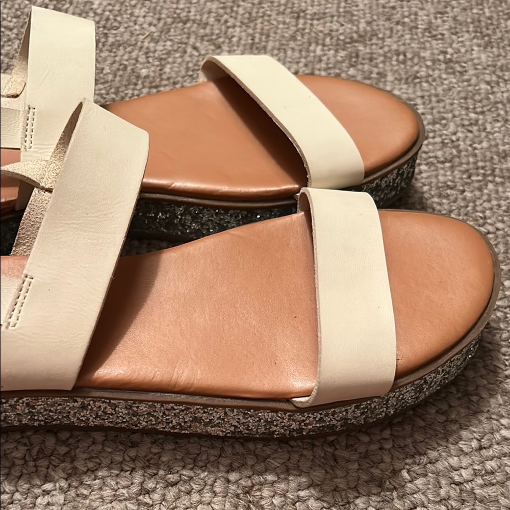 Women's J. Crew Sandals - Picture 4 of 4